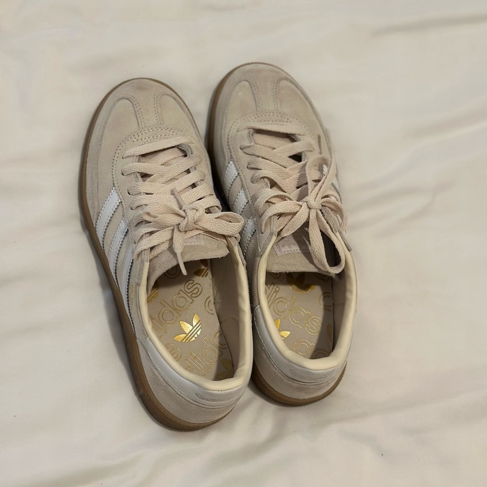 SOLD!!! Adidas Spezial Beige Sneakers with White Stripes